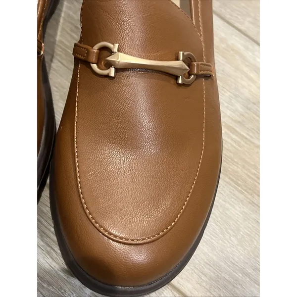 NEW Cliffs by White Mountain Flow Brown/Smooth Gold Buckle Loafer Women Size 10 - Image 3