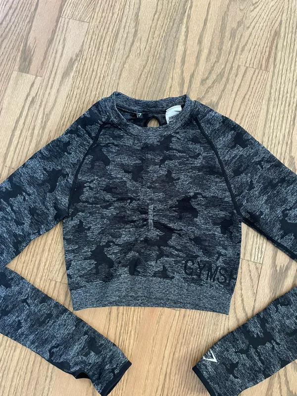 Gymshark Adapt Camo Crop Top - Image 5