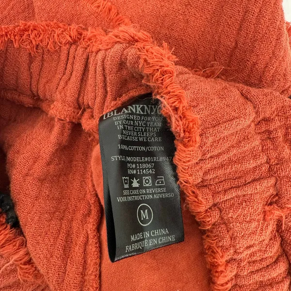 Blank NYC Shorts Size Medium Gauzy High Rise Rust Orange NWT Distressed Pullon - Image 11