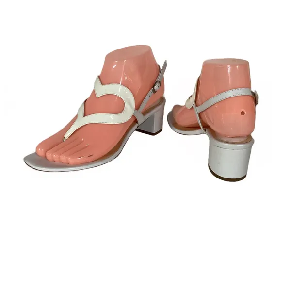 Martin Clay White Patent Leather Heart Theme Block Heel Sandals (36) - Image 6