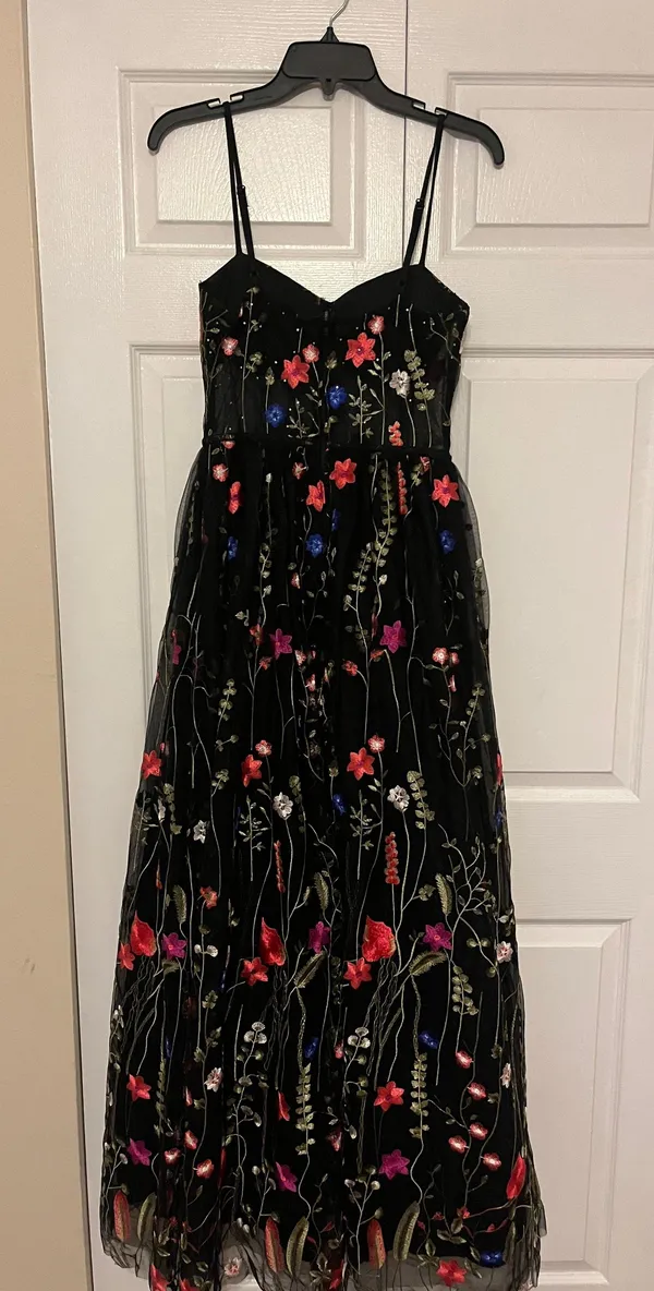 City Studios Black Floral Embroidered Prom/Formal Dress - Image 4