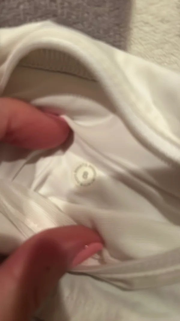 Lululemon White  2.5 Speed Up Short - Image 5
