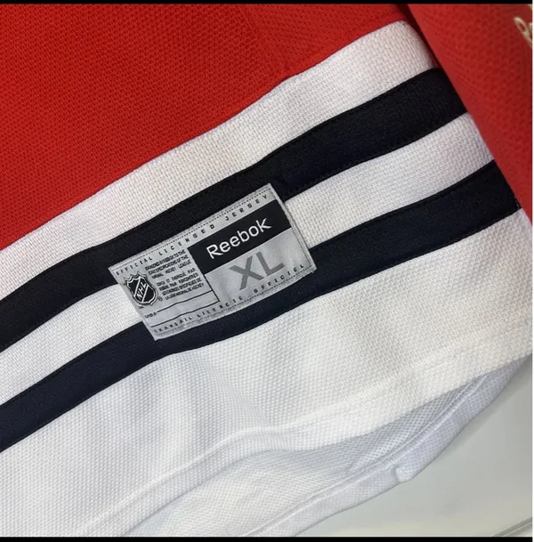 NHL Reebok Jersey Blackhawks Authentic - Image 2