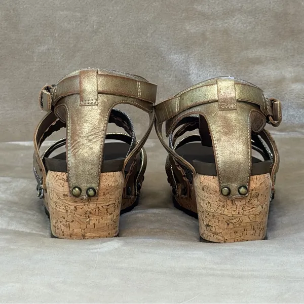 OTBT Storm Gold Brown Metallic Crisscross Strappy Wedge Sandals Size 9 - Image 5