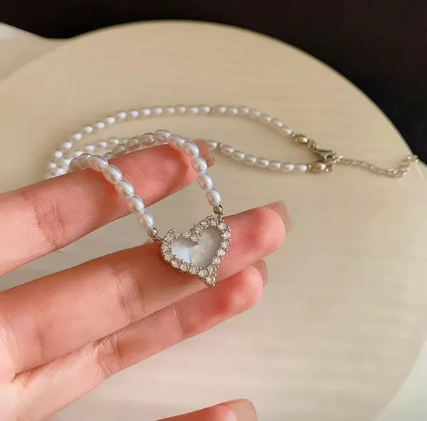 Women's Zirconium Love Pearl Necklace - Image 3