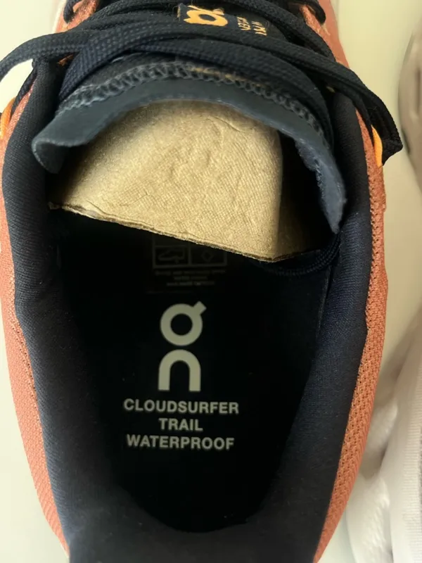 On cloud Cloud surfer Trail Waterproof Sneakers NEW 9.5 sandstone silver - Image 12
