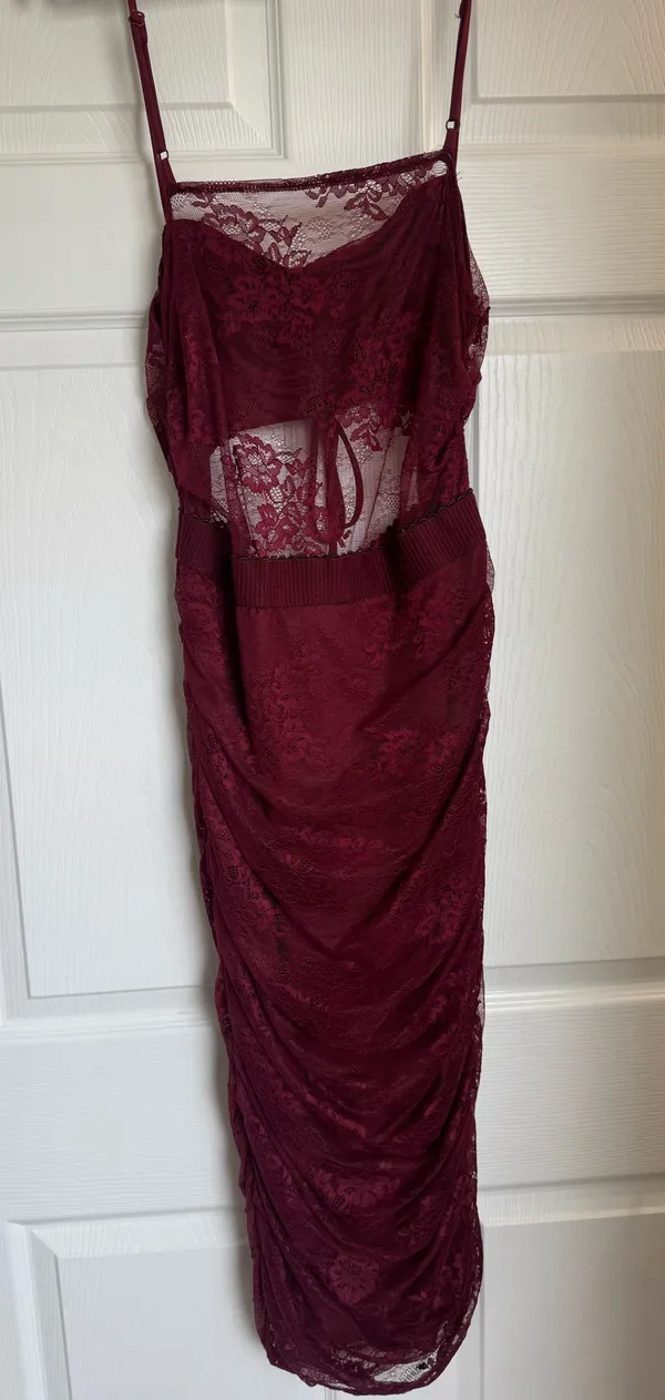 Lulus Burgundy Floral Lace Cutout Bodycon Midi Dress Size Medium - Image 5