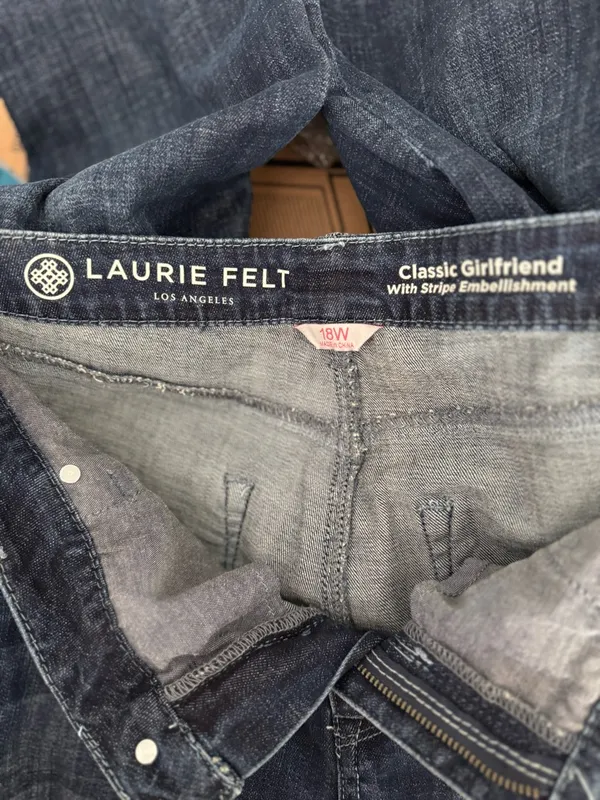 Laurie Felt Straight-Leg Jeans with Embroidered Side Stripes Size 18W - Image 7