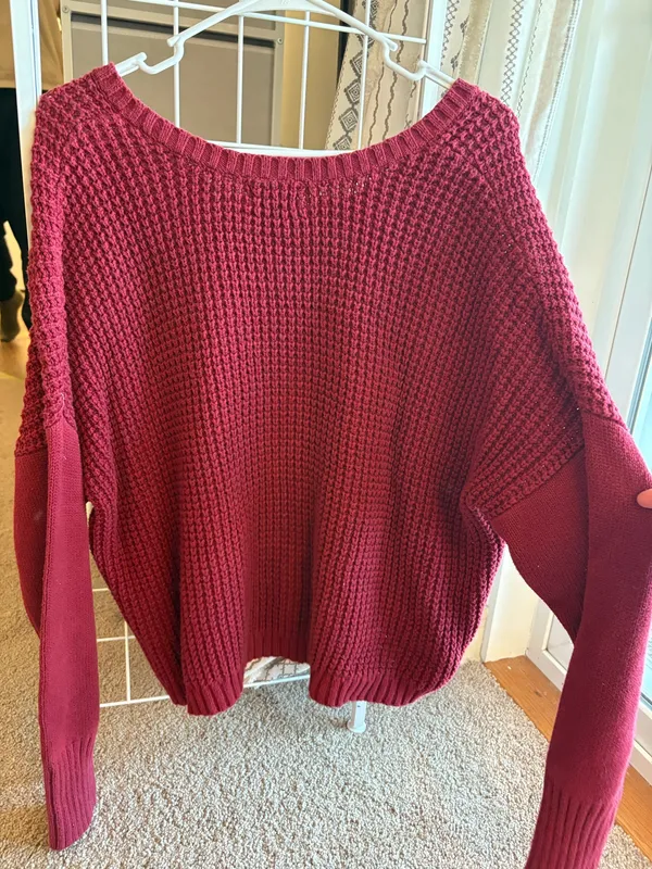 Old Navy Sweater - Image 3