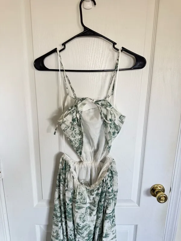 Abercrombie & Fitch Cutout Maxi Green Dress - Image 4