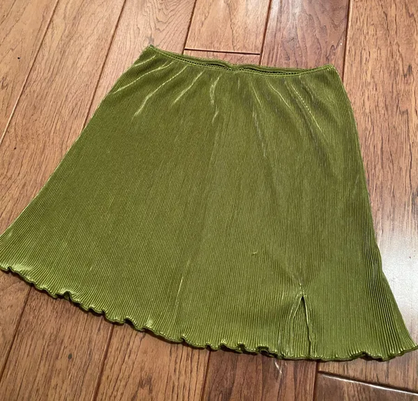 Wild Fable Green  mini skirt - Image 2