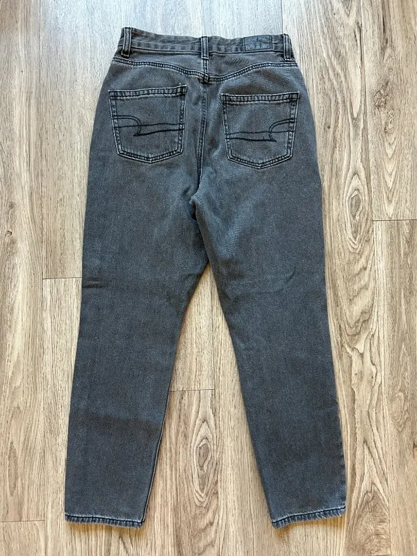 American Eagle Women's High Rise Curvy Mom Jeans Black Gray Wash Size 0 Short - Image 7