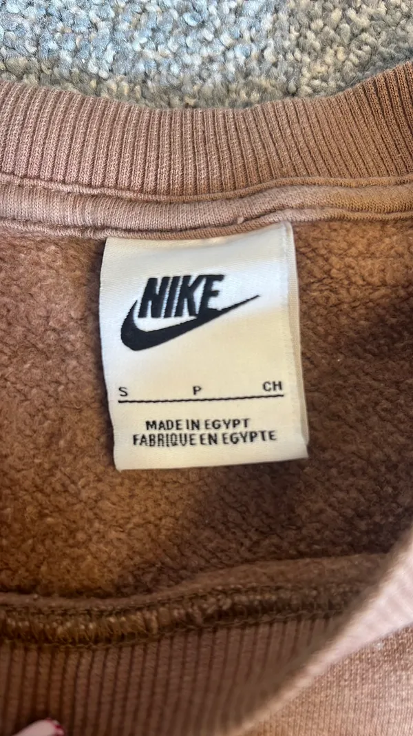 Nike Crewneck Sweatshirt - Image 4