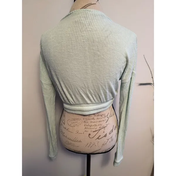 Gymshark Mint Green Ribbed Tie Front Long Sleeve Crop‎ Top Size S - Image 3