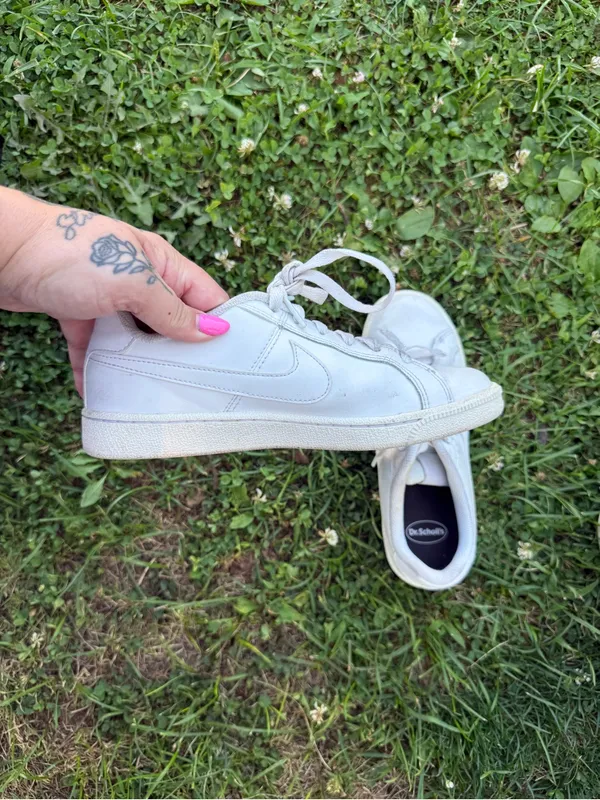 Nike Court Royale 2 Low Triple White Sneakers Women’s Size 6.5 - Image 2