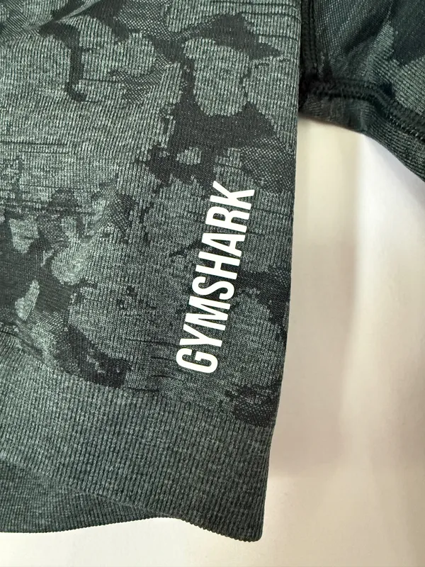 Gymshark Long Sleeve Crop Top - Image 2