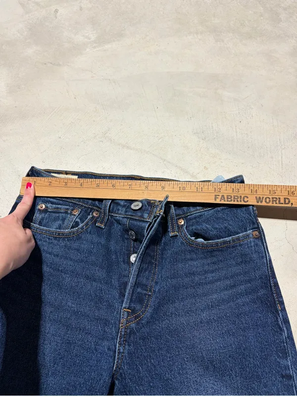 Levi Strauss Levi’s premium denim wedgie straight 26 - Image 4