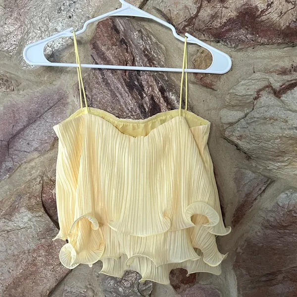 Commense Pleated Layered Ruffle Skirt Set size small Yellow - Image 4