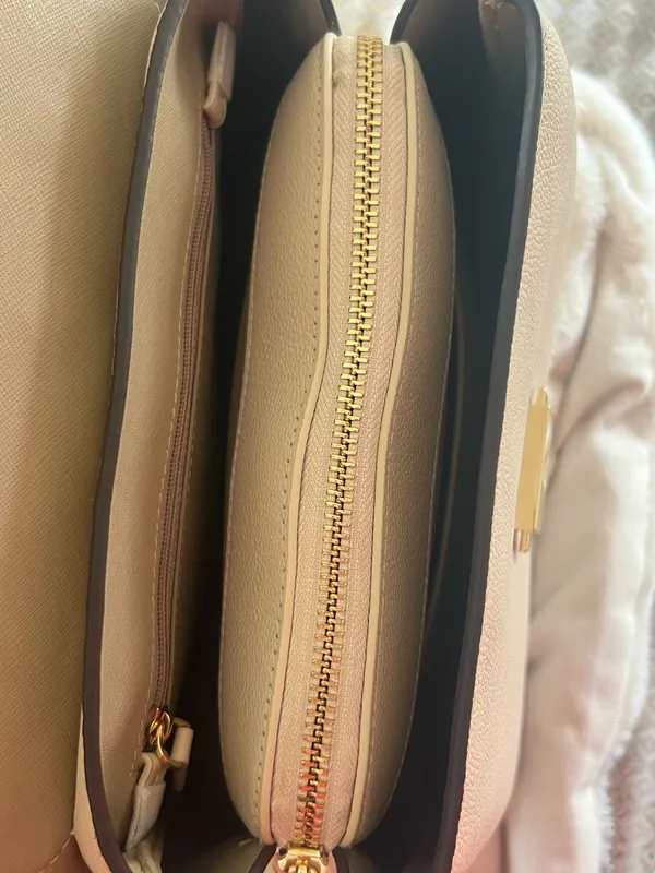 Luxury Kate Spade Bag - Image 6