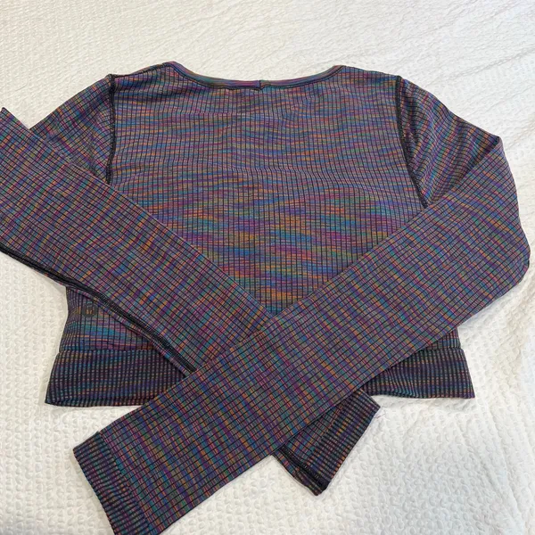 Lululemon Ebb to Street Long Sleeve Shirt Rainbow Multi / Black 8 women - Image 2