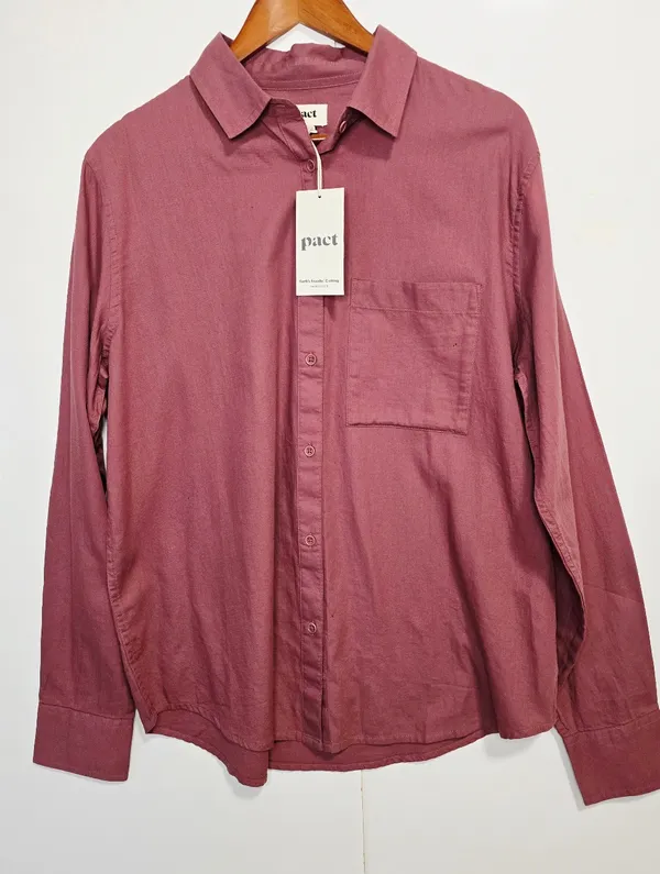 Pact Organic Cotton Relaxed Slub Long Sleeve Button Up Size L - Image 2