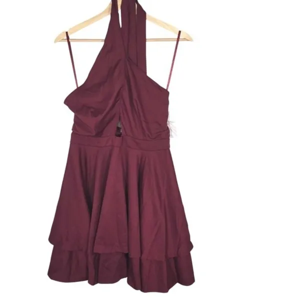 Alyce Paris Kalani Hilliker Burgundy Halter Keyhole Homecoming Dress M NWT - Image 2
