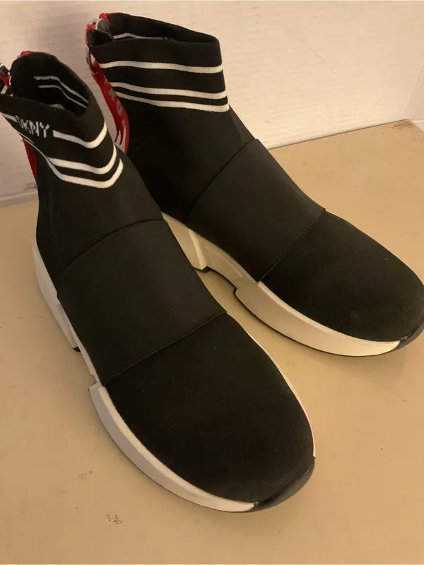 DKNY women Black Knit High-Top Sneakers with Red Heel Zip platform sneakers US 9 - Image 6