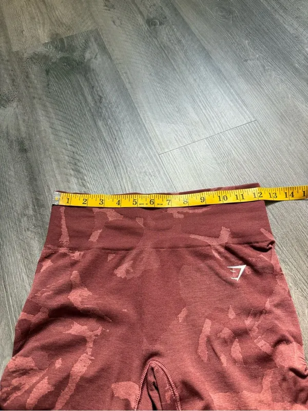 GymShark High Rise Gym Shorts Adapt Seamless Camo Small Maroon - Image 9