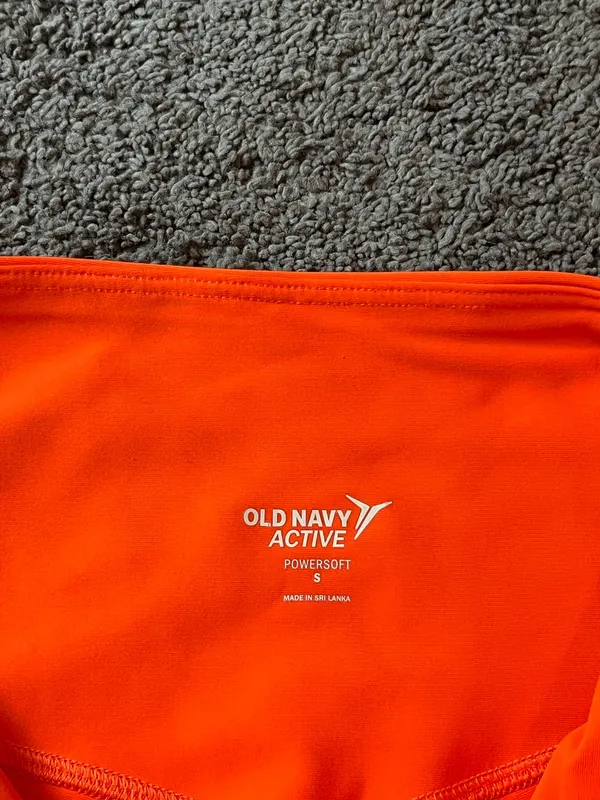 Old Navy Active Biker Shorts - Image 4