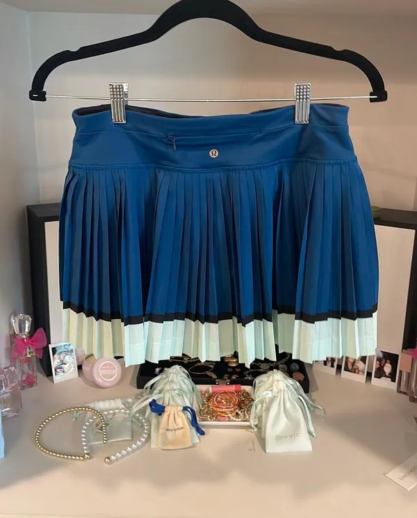 Lululemon Blue Pleated Skirt - Image 2