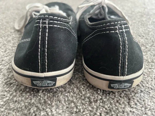 Vans Sneakers 🖤 - Image 2