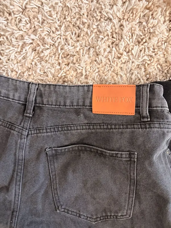 White Fox Boutique Jeans Black - Image 3