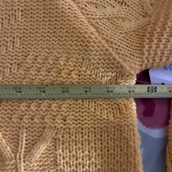 Time and Tru Women’s Yellow Cableknit Crewneck Sweater Long Sleeve Size Large‎ - Image 5