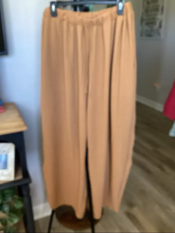 Wide Leg Carmel color Women’s Pants in Camel with pockets - Image 2