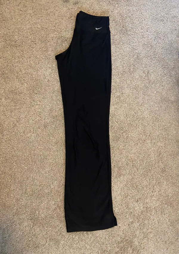 Nike Flare Yoga Pants - Image 5