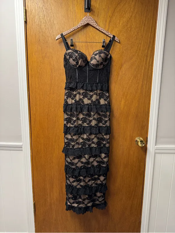 Dear Emilia Hello Molly Mystique Sleeveless Lace Maxi Dress Black Small NEW $155 - Image 15