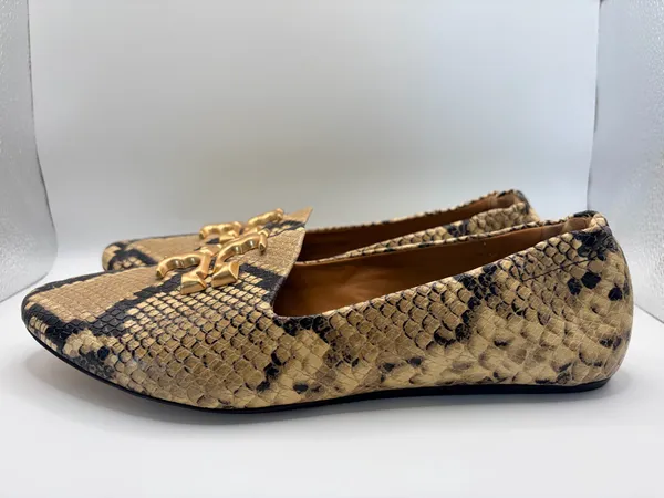 Tory Burch Eleanor Women’s 9M Snake Print Leather Loafers Gold Logo Quiet Luxury - Image 3