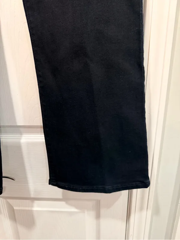 NWT Levi’s 512 Size 18W Short 512 Perfectly Shaping Bootcut Stretch Jeans Black - Image 3