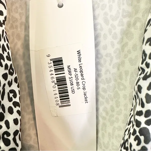 NWT Allfenix x Anthropologie Black and White Leopard Print Cropped Bomber Jacket - Image 5