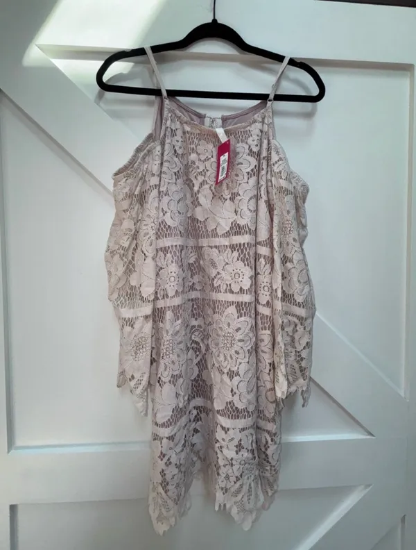 Xhilaration Lace Cold-Shoulder Dress in Light Taupe - Image 3