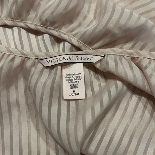 Victoria's Secret size M stain tank top - Image 3