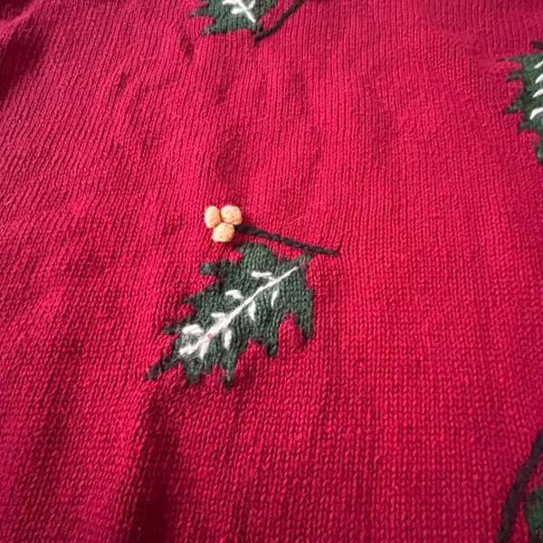 Coldwater Creek Red Holly Berry Embroidered Roll Neck Sweater Womens Large L - Image 5
