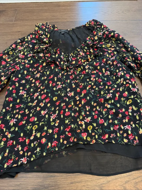 J. Crew Ruffleneck Top in Midnight Vintage Size Small - C36-068 - Image 6