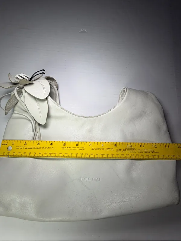 Paolo Masi White Leather Shoulder Bag with Floral Accent - Image 8