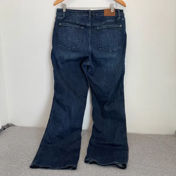 Judy Blue Straight Fit Jeans 15/32 - Image 4