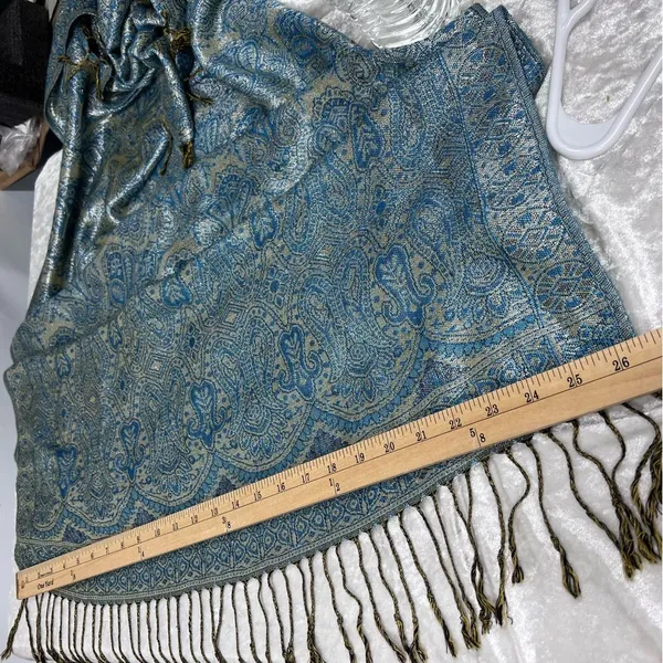 Pashmina Silk blend fringe Elegant Blue and Gold Paisley Scarf wrap shawl 70’ - Image 10
