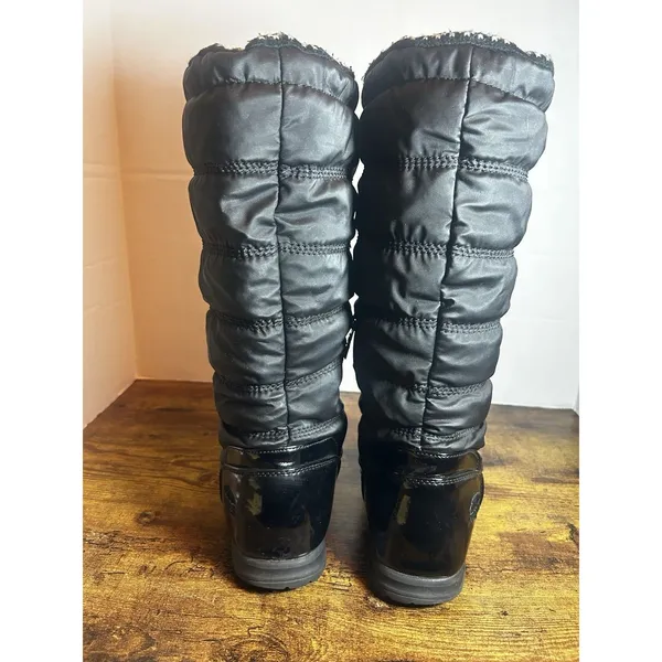 Totes Caroline 2 Women’s Size 10 M Black Quilted Tall Winter Snow Boots Faux Fur - Image 5