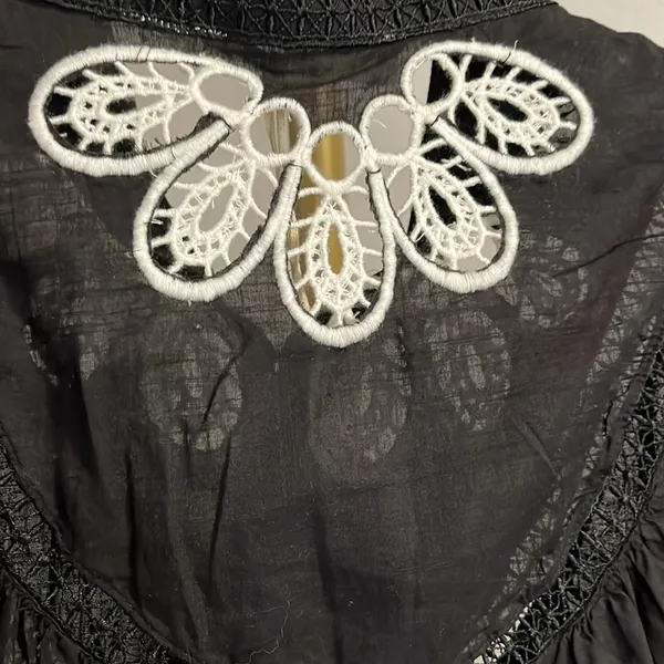 Anthropologie x Forever NWT That Girl Embroidered high neck Blouse - XS - Image 11