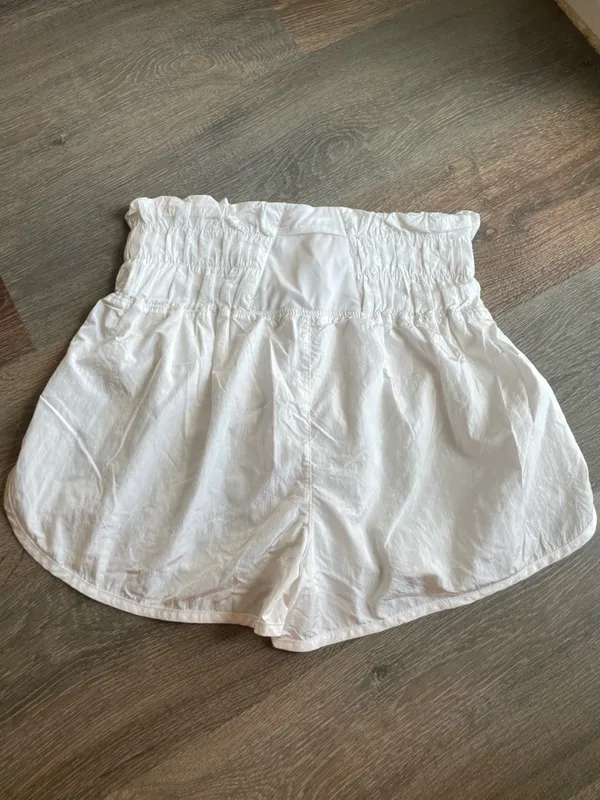 Free People White The Way Home Elastic-Ruffled Waist Athletic Shorts Large - Image 2