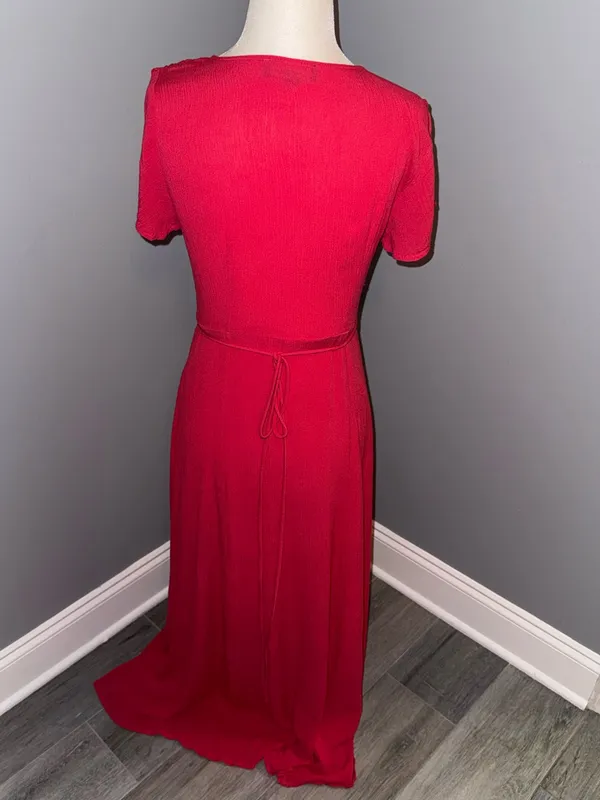 LULU’s Wrap Maxi Dress with Tie Waist size small - Image 3